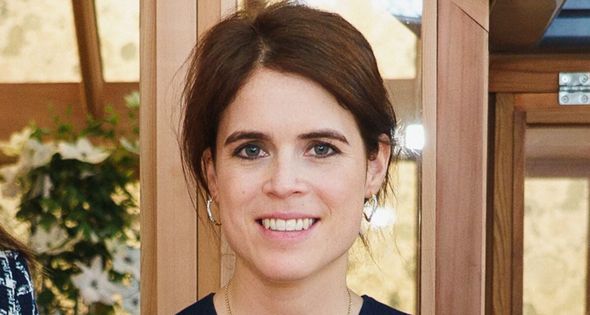La princesse Eugenie Wows dans la robe de skinming figure au milieu d&rsquo;un nouveau rôle passionnant