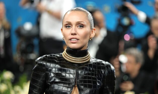 Miley Cyrus révèle la peur de la santé «atroce» et «traumatisante» qu&rsquo;elle gardait secrète