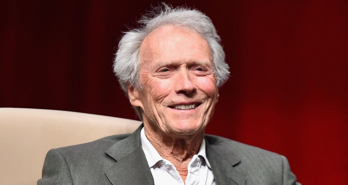 Clint Eastwood célèbre la joie de bébé garçon le 95e anniversaire