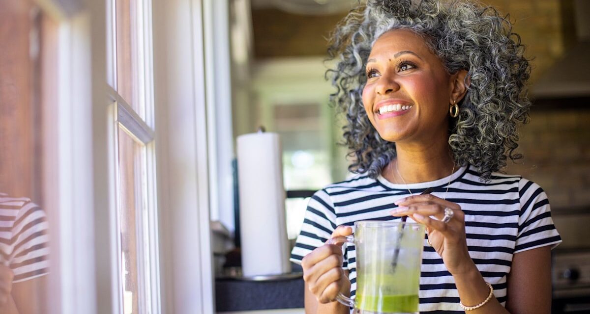 5 choses qu&rsquo;un expert de longévité veut que vous cessiez de faire dans la quarantaine, les années 50 et 60