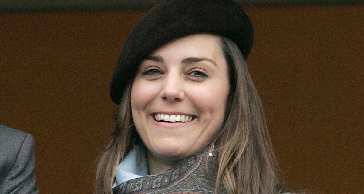 Le costume de jupe Y2K de Kate Middleton est tellement tendance pour 2025 – voici pourquoi