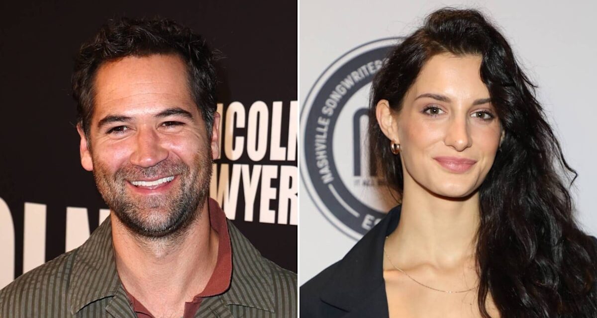 Audrey McGraw confirme le statut de relation avec Manuel Garcia-Rulfo dans de nouvelles photos