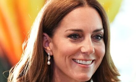 La robe la plus courte de Kate Middleton est la «voie chic» pour affronter la mini-jupe 2025