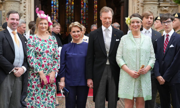 Royal montre des jours de baby bosse après l&rsquo;annonce de la grossesse