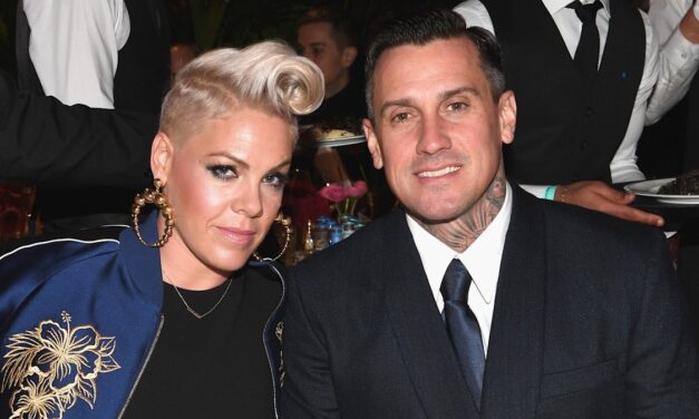 La révélation choquante de Pink sur la romance de Carey Hart surnommée «  meilleure histoire de tous les temps  » par les fans