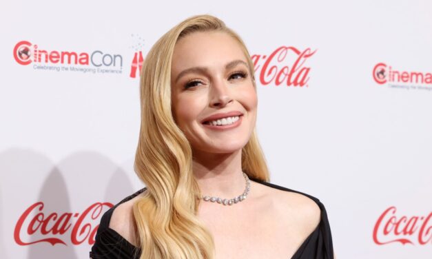 Lindsay Lohan brise le silence sur les rumeurs de chirurgie plastique
