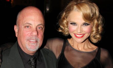 Christie Brinkley souhaite que l&rsquo;ex Billy Joel soit bien au milieu de son diagnostic de trouble du cerveau