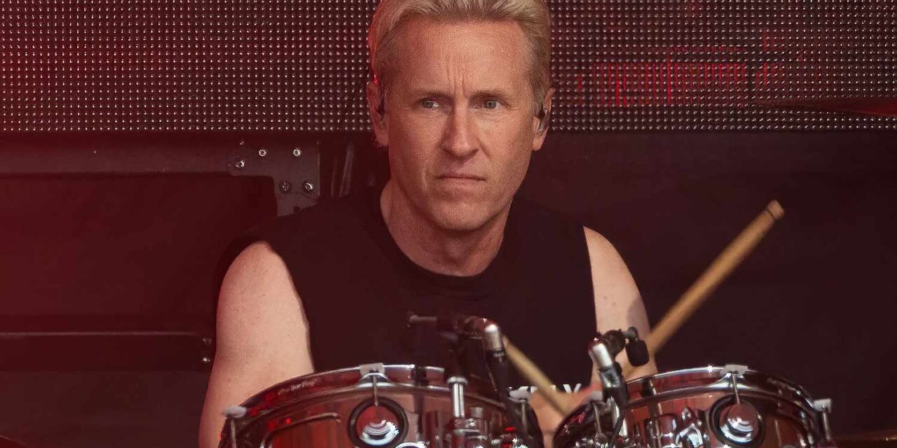 Foo Fighters se séparez avec le remplacement de Taylor Hawkins Josh Freese