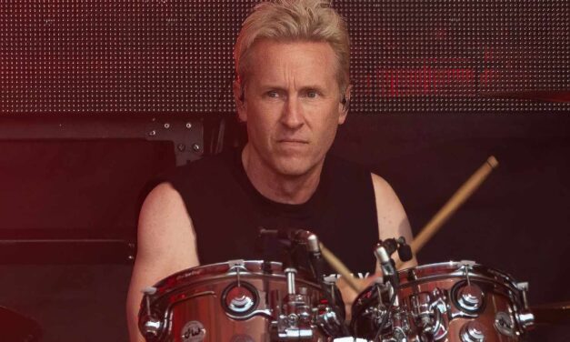 Foo Fighters se séparez avec le remplacement de Taylor Hawkins Josh Freese