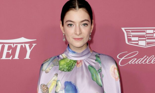 Lorde s&rsquo;ouvre sur la lutte des troubles de l&rsquo;alimentation, frappant le fond des rochers