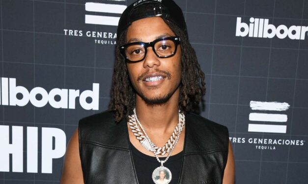 Le rappeur de Detroit Skillea Baby revient à la scène 2 jours après avoir été abattu