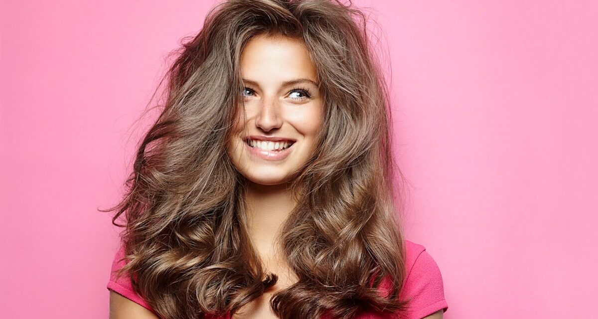 Ce moment de cheveux des années 90 est de retour et Tiktok ne peut pas en avoir assez