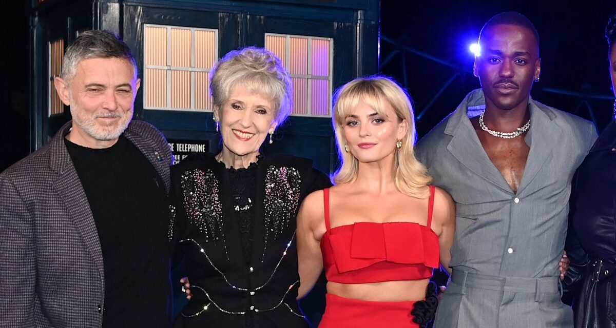 Le mariage discret de Doctor Who Star avec la légende du rock and roll suivant une affaire déchirante