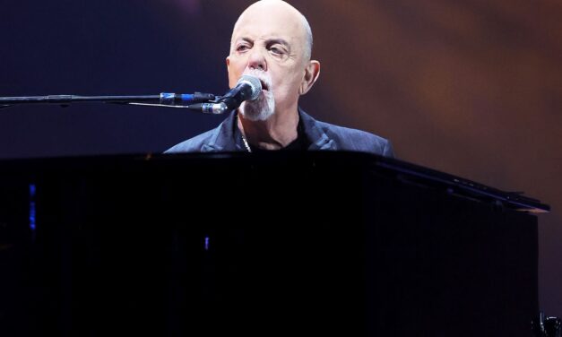 Billy Joel annule toutes les dates de la tournée, révèle un diagnostic de trouble cérébral