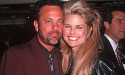 Christie Brinkley choquée par la presse l&rsquo;appelant et Billy Joel &lsquo;Beauty and the Beast&rsquo;