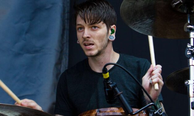 L&rsquo;ancien diable porte un batteur de Prada tué dans un accident d&rsquo;avion de San Diego