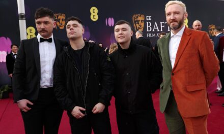 Le rappeur de rotule accusé de terrorisme pour avoir prétendument agité le drapeau du Hezbollah