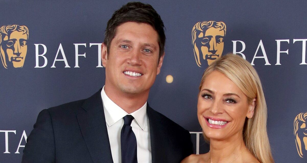 Vernon Kay fait des commentaires ultra-rares sur les filles alors qu&rsquo;il célèbre l&rsquo;incroyable réalisation de Tess Daly
