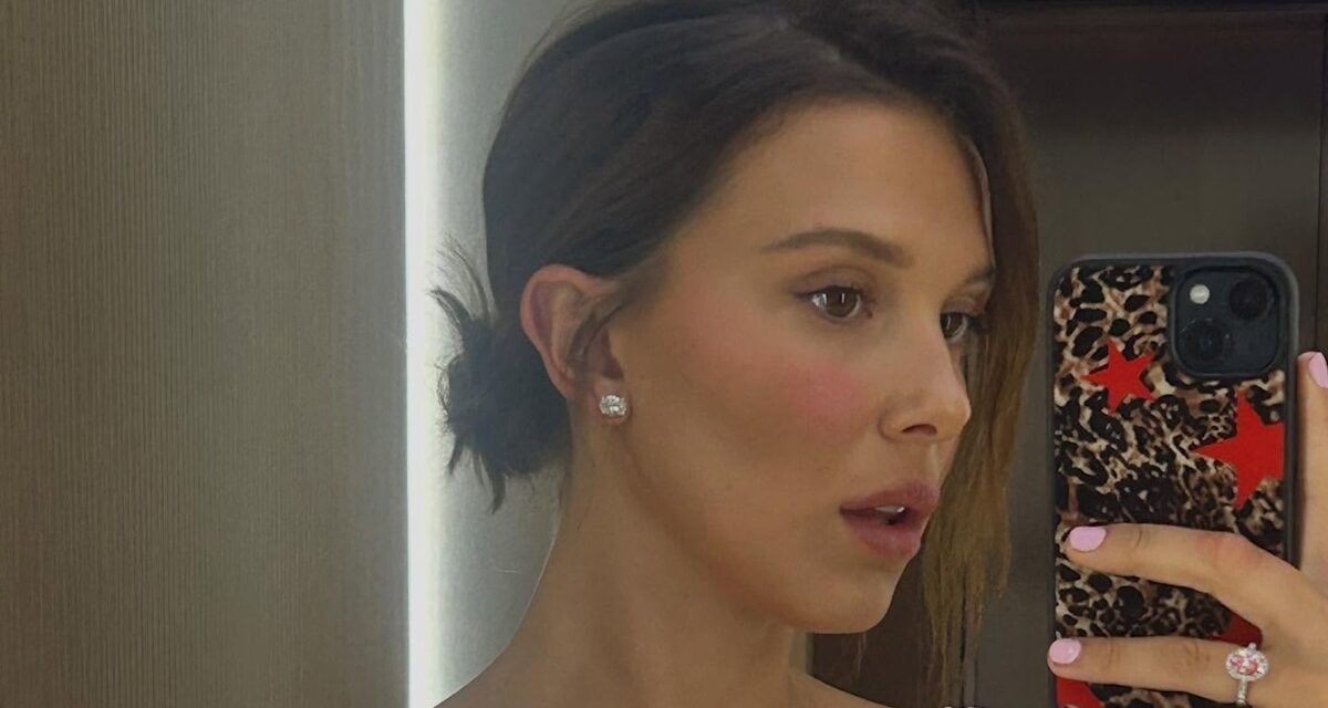 Millie Bobby Brown Rocks Tiny Bikini qui met en évidence le physique phénoménal sur les photos en bord de plage