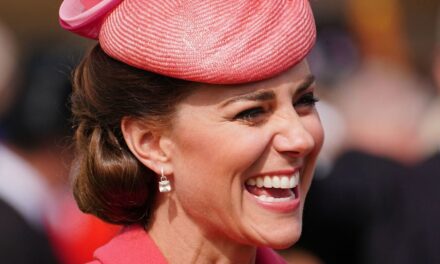 La robe Ascot rouge de Kate Middleton est la tenue «la plus habillée» de l&rsquo;été 2025