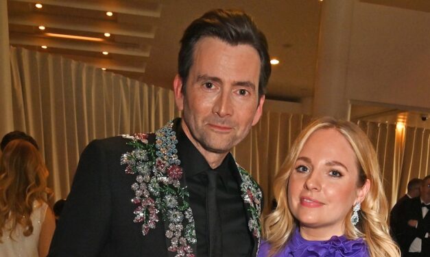 Les filles rarement vues de Georgia Tennant révèlent un lien spécial au milieu de la règle parentale stricte