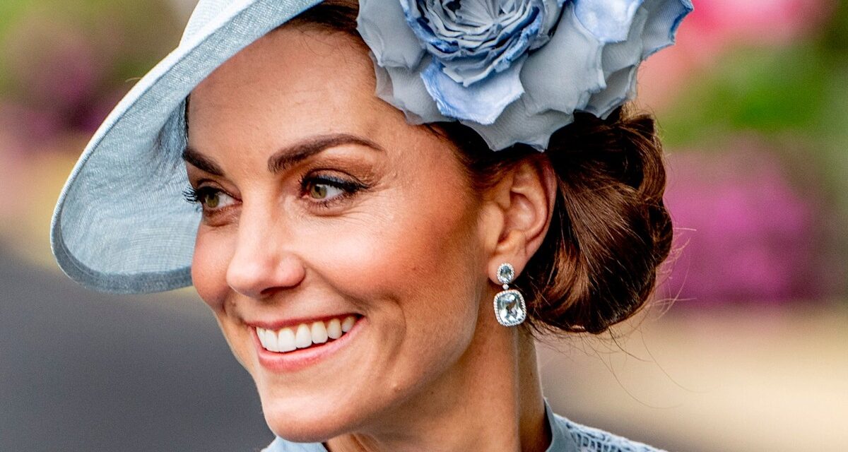 Kate Middleton a donné à sa robe Emilia Wickstead de la saison dernière un tout nouveau look avec une astuce de style