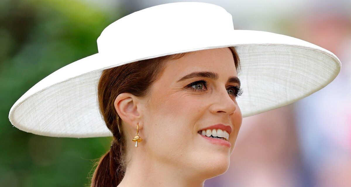 Le clin d&rsquo;œil «romantique» de la princesse Eugenie à la robe invité de mariage avec 230 £ Sblin