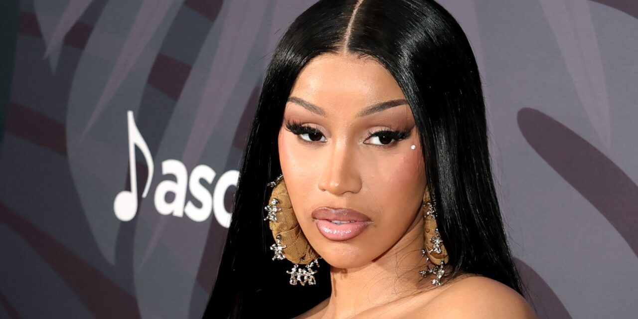 Cardi B Swaps à New York pour somptueux château français – découvrez pourquoi