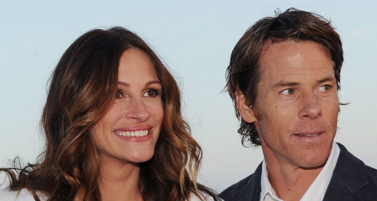 Julia Roberts parle de la «joie» de la vie avec Danny Moder and Kids alors qu&rsquo;elle partage une nouvelle photo