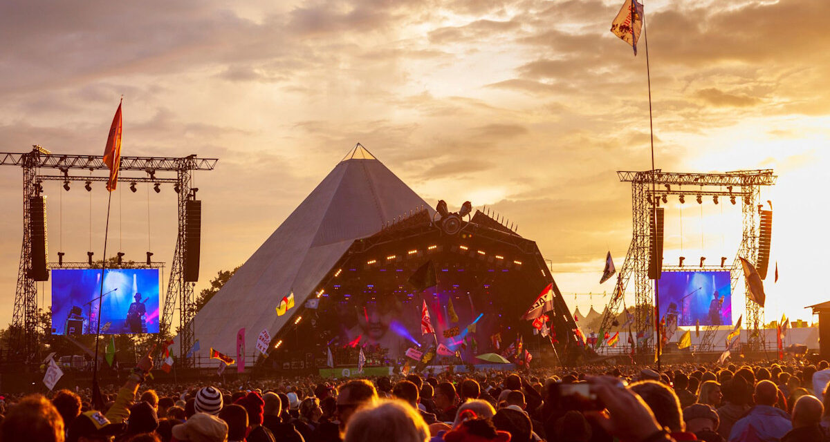 GLASTONBURY Festival TV Guide: Comment regarder dans le confort de votre canapé