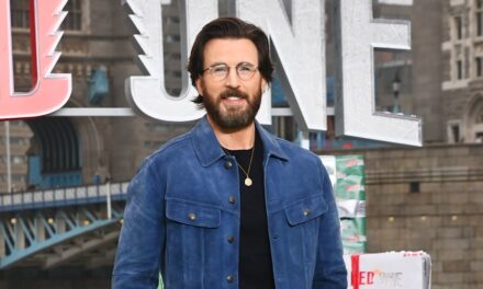 Chris Evans met 7 millions de dollars à la maison sur le marché alors qu&rsquo;il fait grand changement avec sa famille ultra-privée