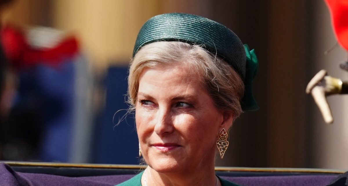 La duchesse Sophie a l&rsquo;air si frappante dans la tenue verte de bijoux à Troping the Color 2025