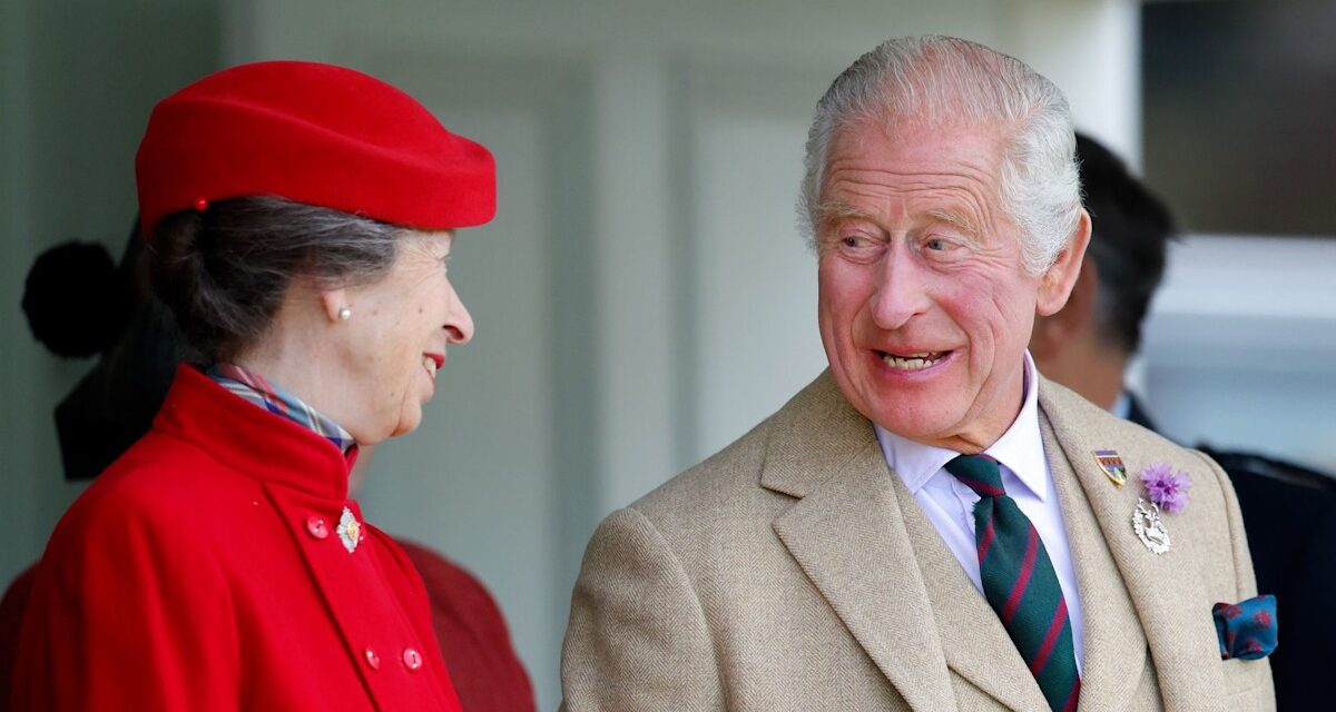 La relation de la princesse Anne avec le roi Charles – et le surnom peu connu qu&rsquo;elle a pour lui