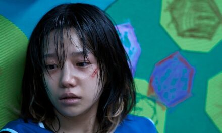 Les téléspectateurs de Netflix ont été saisis par un drame de retour «Absolute Masterpiece»