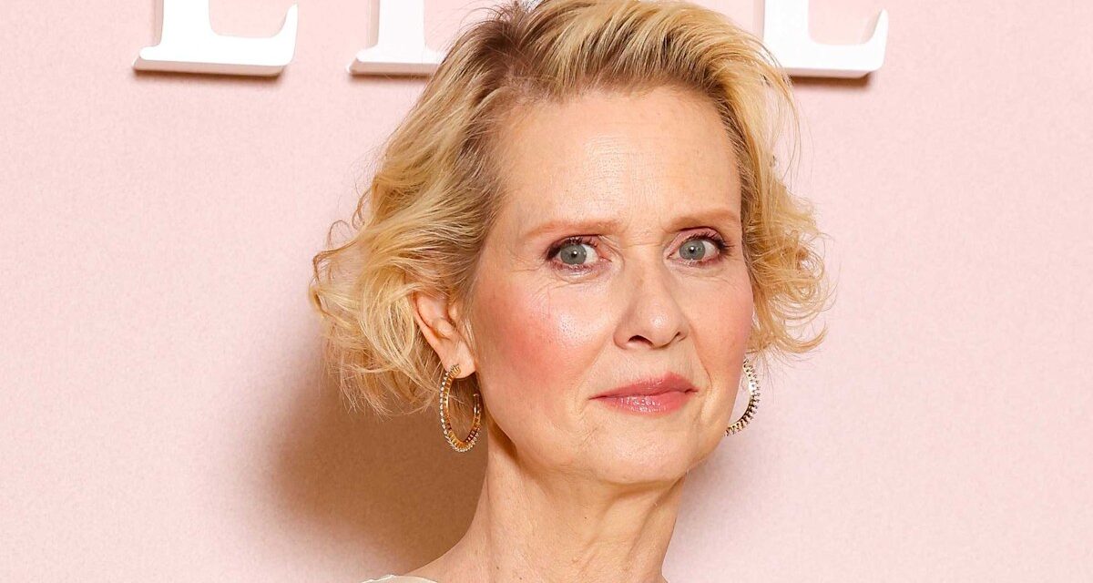 L&rsquo;arme secrète de Cynthia Nixon pour couvrir les cheveux gris est un génie