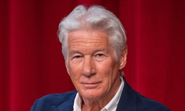 Richard Gere partage des photos de son voyage « spécial et édifiant » en Inde