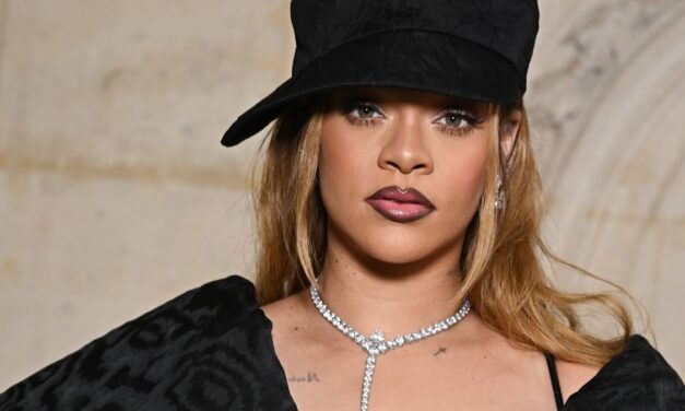 Heartbreak pour Rihanna alors que son père meurt de 70 ans – Rapport