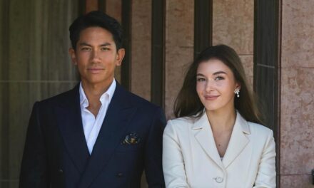 La princesse Anisha Rosnah est passée sous le radar en satin Victoria Beckham Robe de demoiselle d&rsquo;honneur