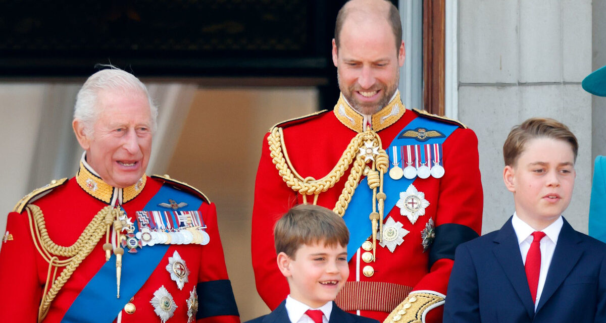 Connexion «  Maliveous  » du prince Louis, avec grand-père, King Charles – exclusif