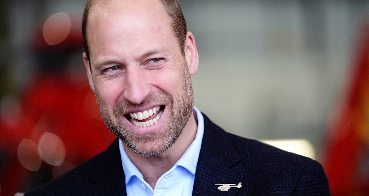 Le prince William est terrassé par le prince George, la princesse Charlotte et le prince Louis sur les photos de la fête des pères – le plaisir avant et après