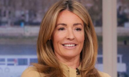 Le salon ultra-glam de Cat Deeley à 4,9 millions de livres sterling à la maison qu&rsquo;elle rénove entièrement
