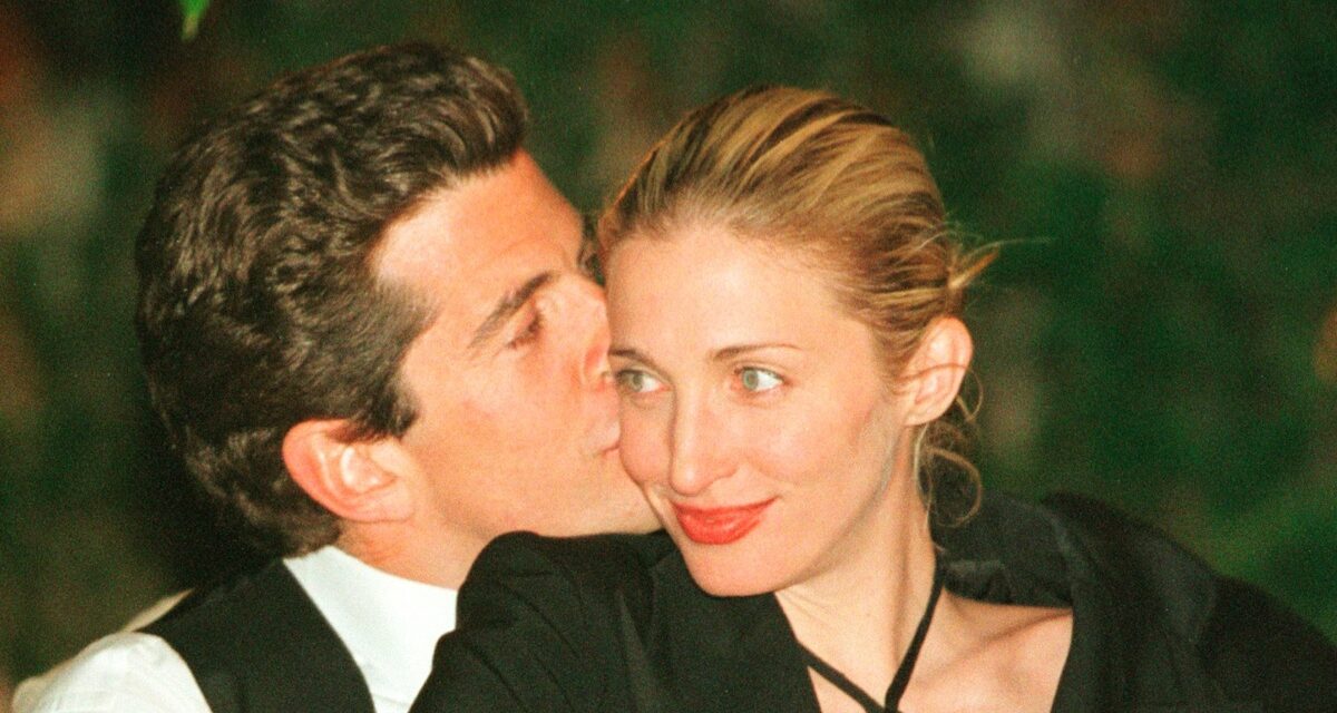 Les meilleurs moments de style de Carolyn Bessette-Kennedy