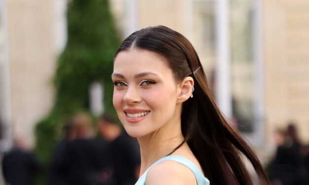 Nicola Peltz célèbre les grandes nouvelles familiales au milieu de la querelle de Beckham