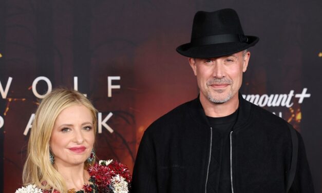 Les adolescents de Sarah Michelle Gellar et Freddie Prinze Jr. créent une «bataille difficile» pour les parents