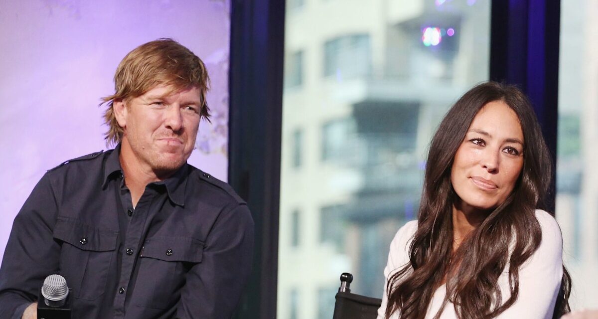Joanna et Chip Gaines défendent la nouvelle série après choquer le «vitriol» des téléspectateurs
