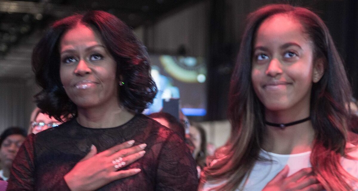 La nouvelle photo de Michelle Obama de Malia pour son anniversaire laisse les fans dire la même chose