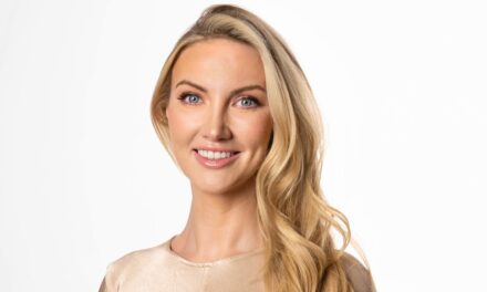 Le Dr Leah Totton, clinicien de soins de la peau, révèle 3 façons de voler rend la peau «terne» et «gonflée»