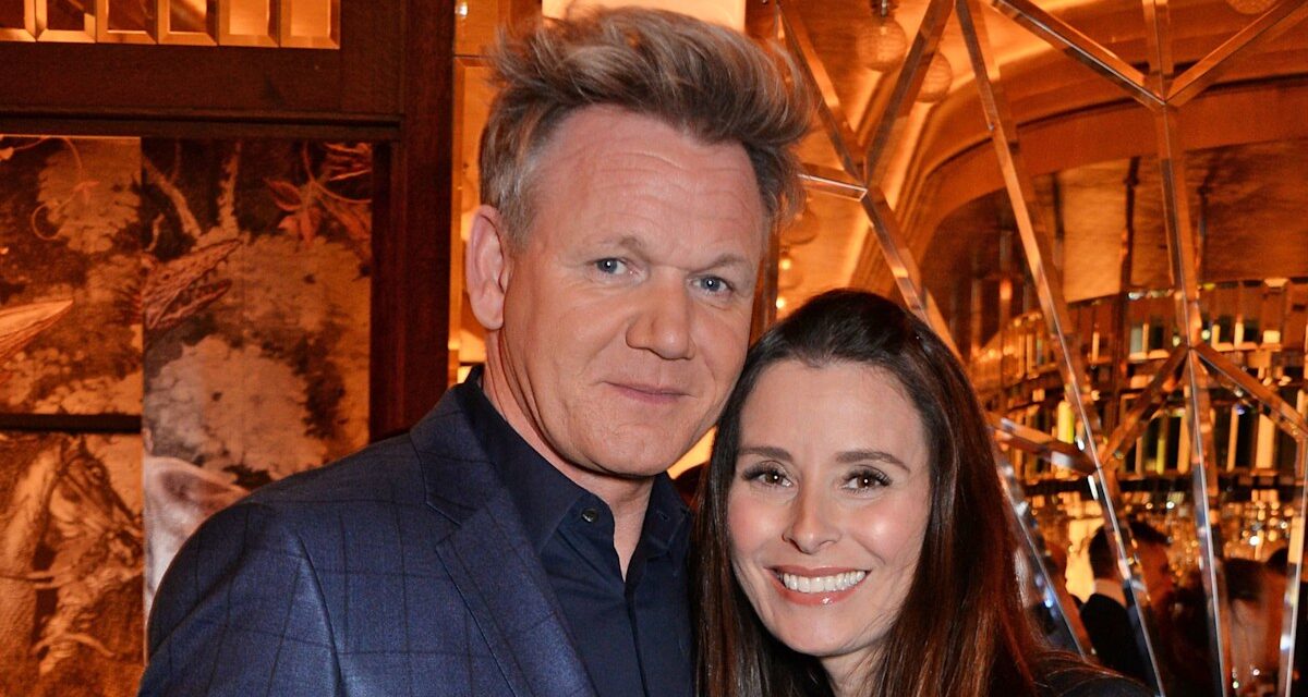 L&rsquo;épouse de Gordon Ramsay, Tana, a un relooking d&rsquo;épices chic ultime en fusées éclairantes en cuir slinky