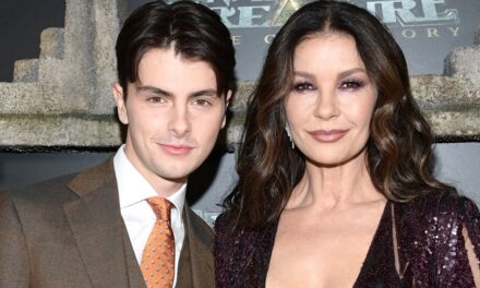 Le fils de Catherine Zeta-Jones, Dylan, a obligé de se défendre lors de la rencontre «effrayante» en famille