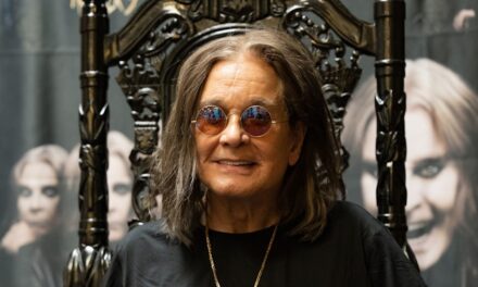 Les dernières heures d&rsquo;Ozzy Osbourne révélées comme des ambulanciers paramédicaux ont désespérément essayé de le sauver